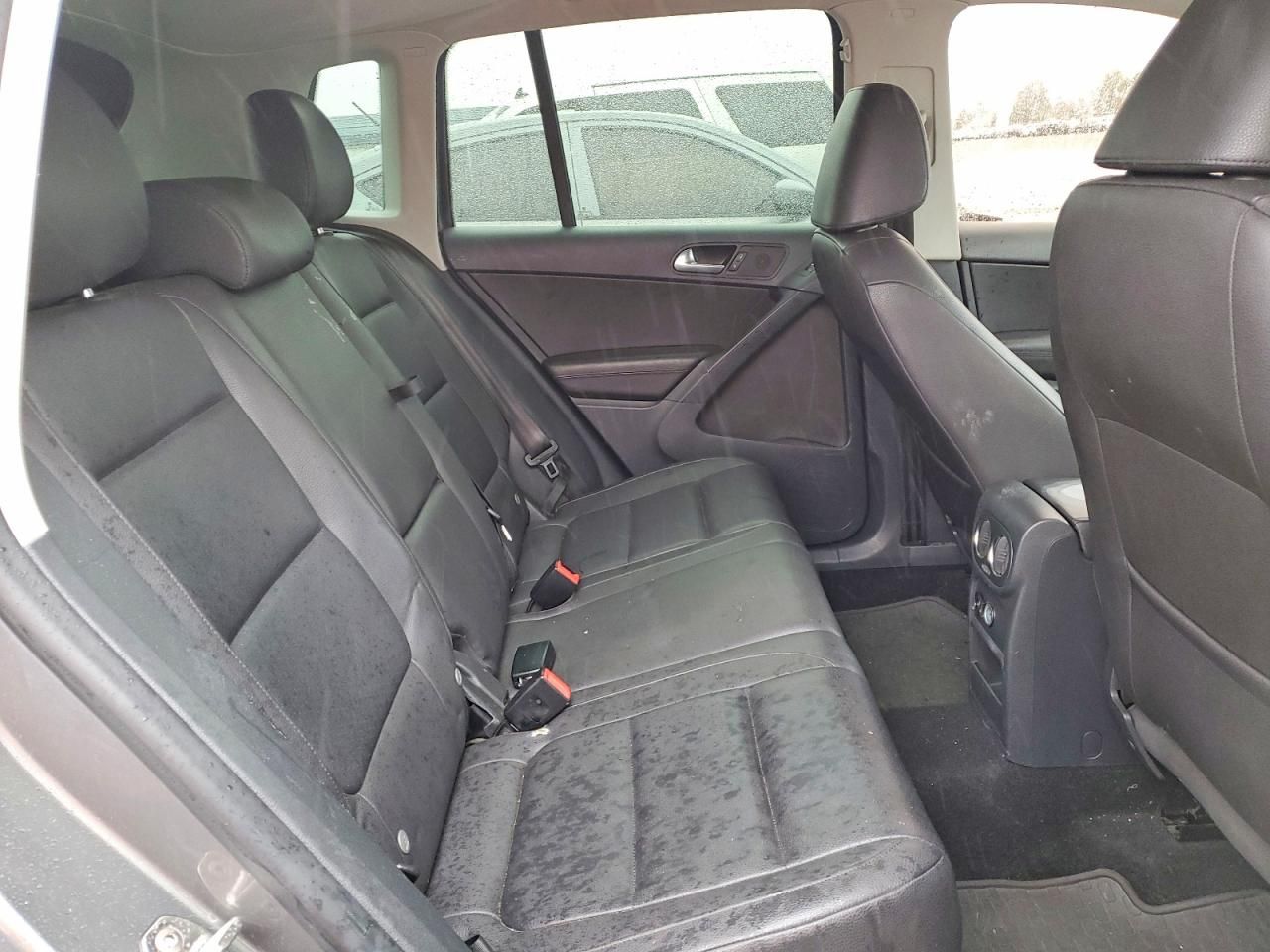 2012 Volkswagen Tiguan s