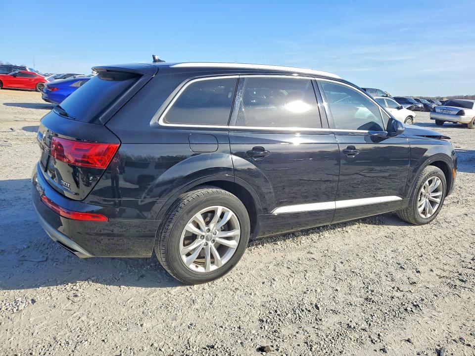 2017 Audi Q7 Premium