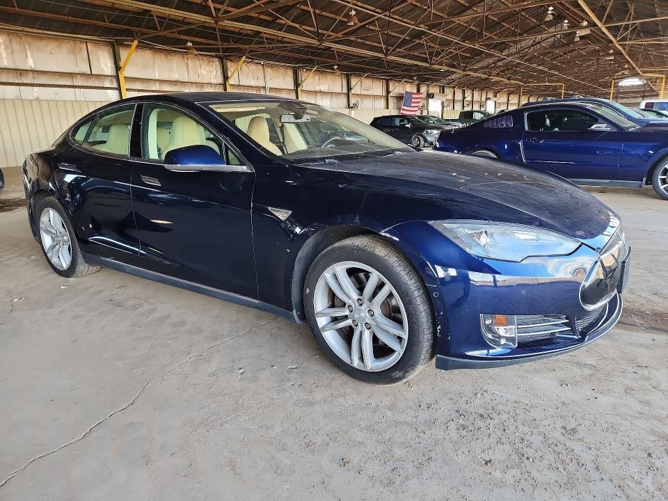 2015 Tesla Model s 85