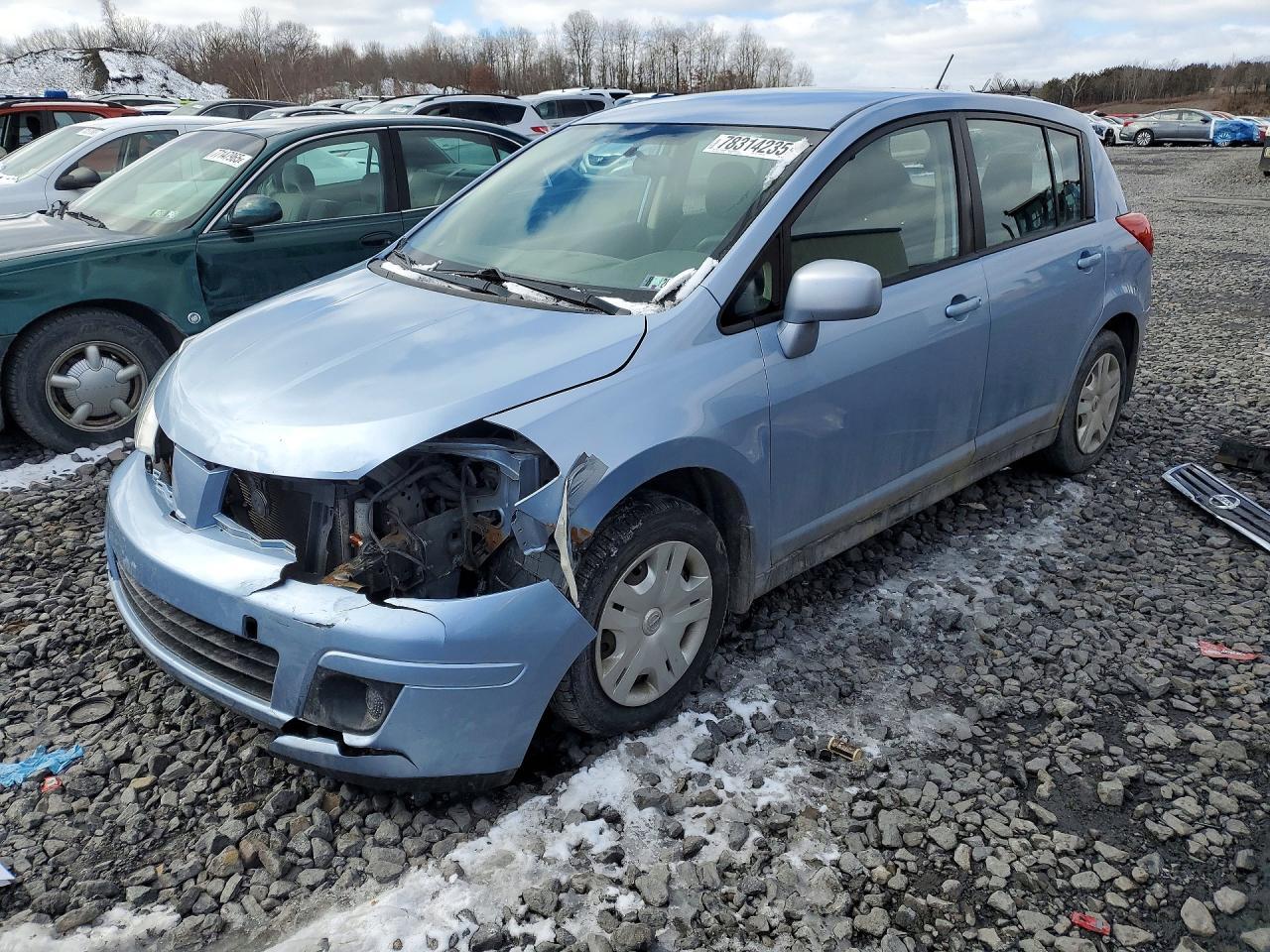 2011 Nissan Versa 1.8 s