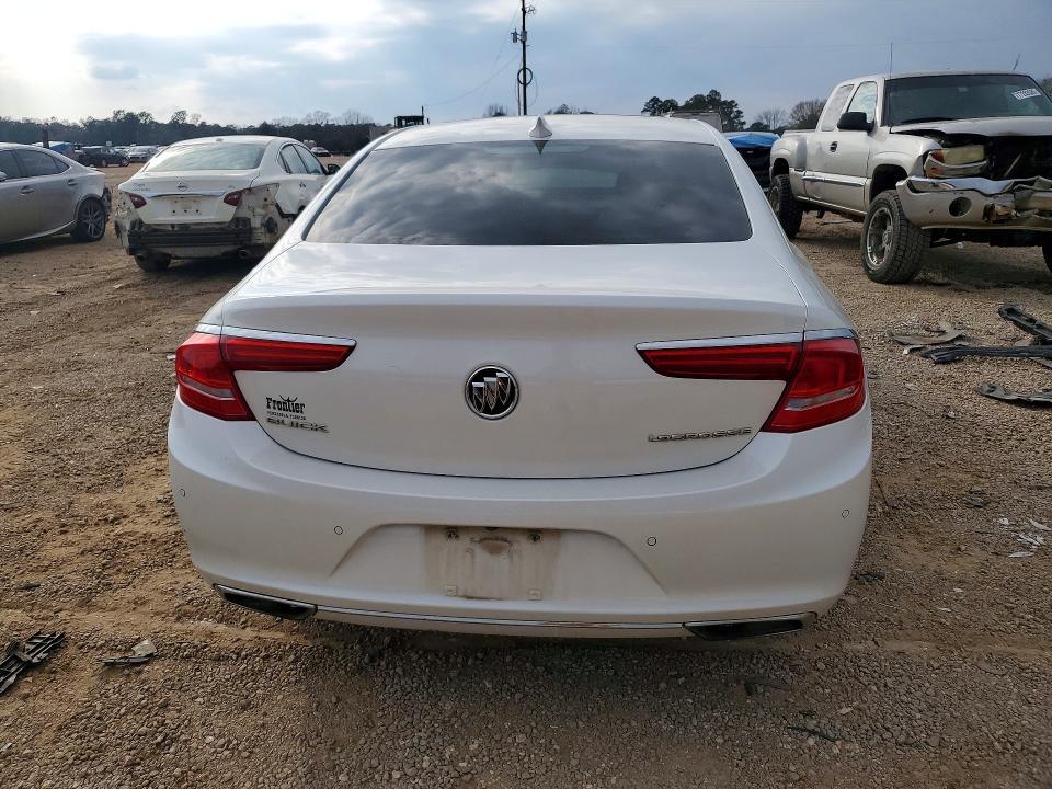 2018 Buick Lacrosse Avenir