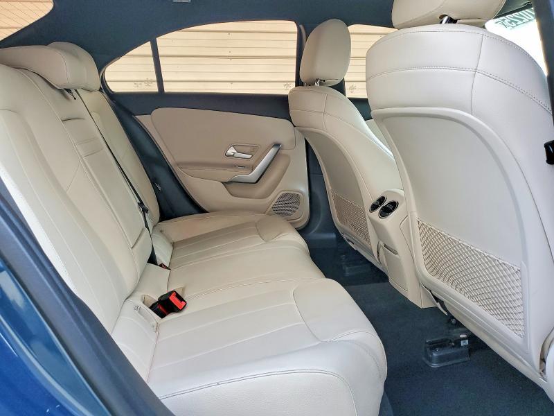 2019 Mercedes-Benz A 220