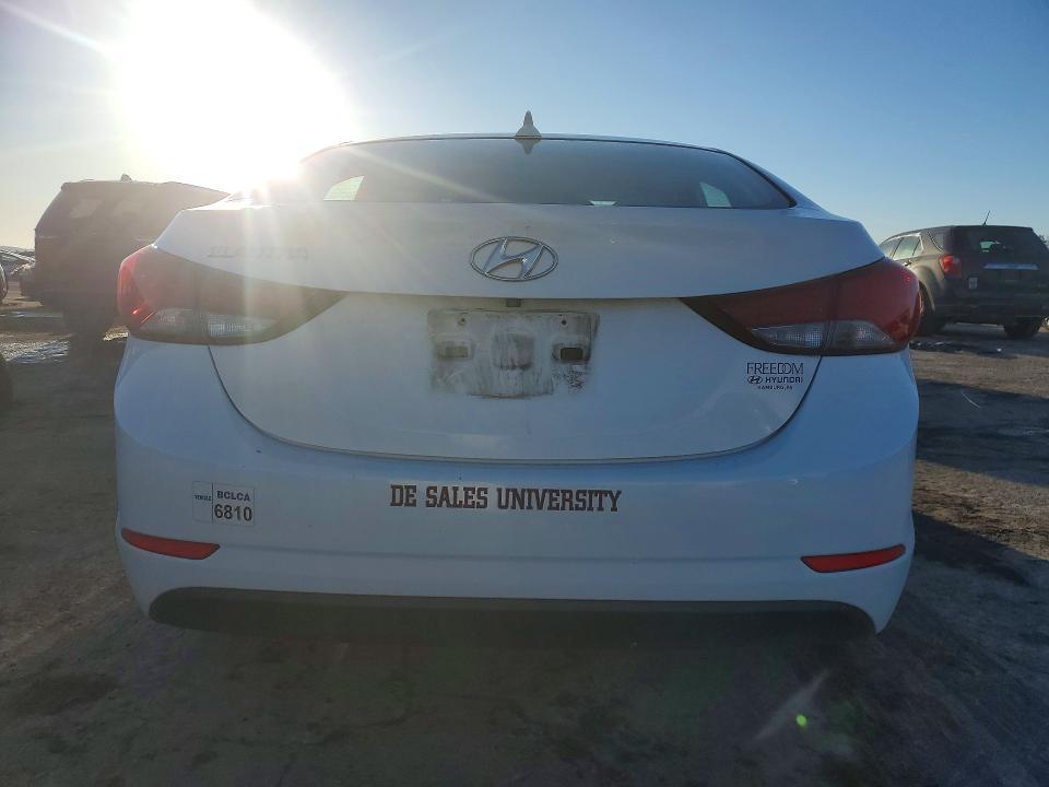 2014 Hyundai Elantra se