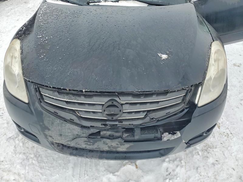 2010 Nissan Altima Base
