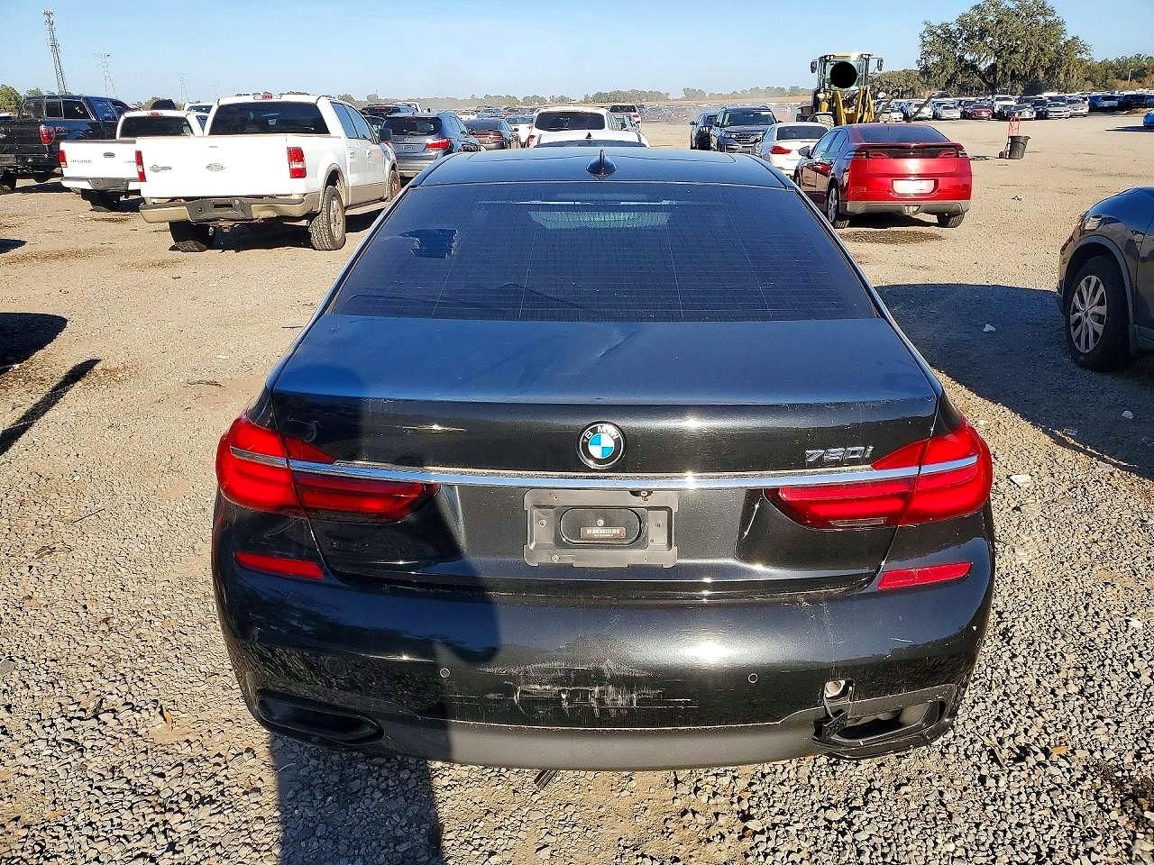 2016 BMW 750 i