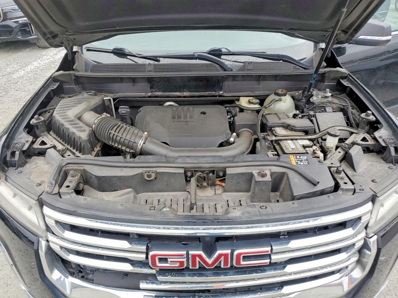 2020 GMC Acadia slt