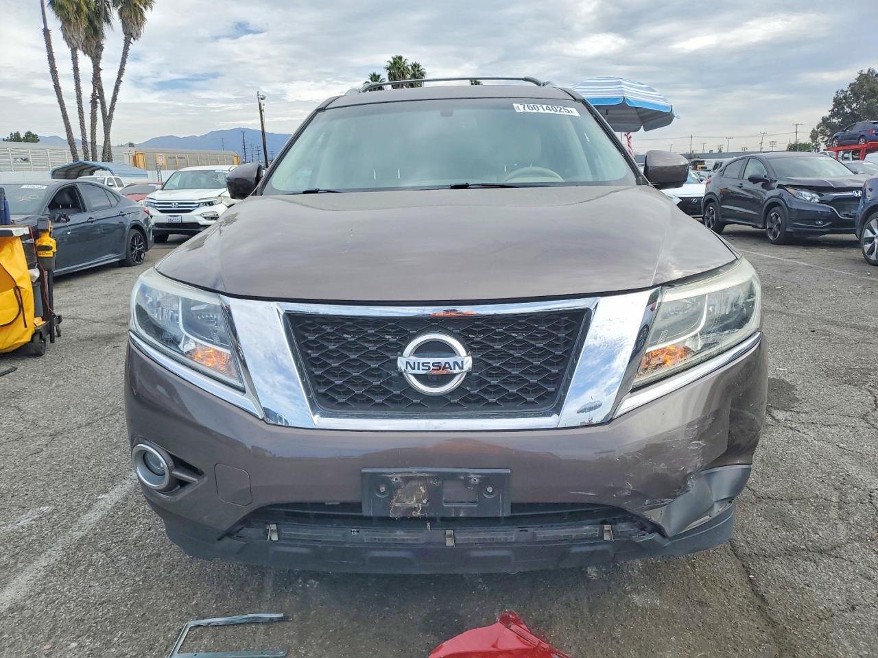 2015 Nissan Pathfinder s