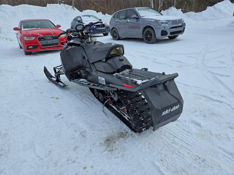 2023 Skidoo Renegade Adrena