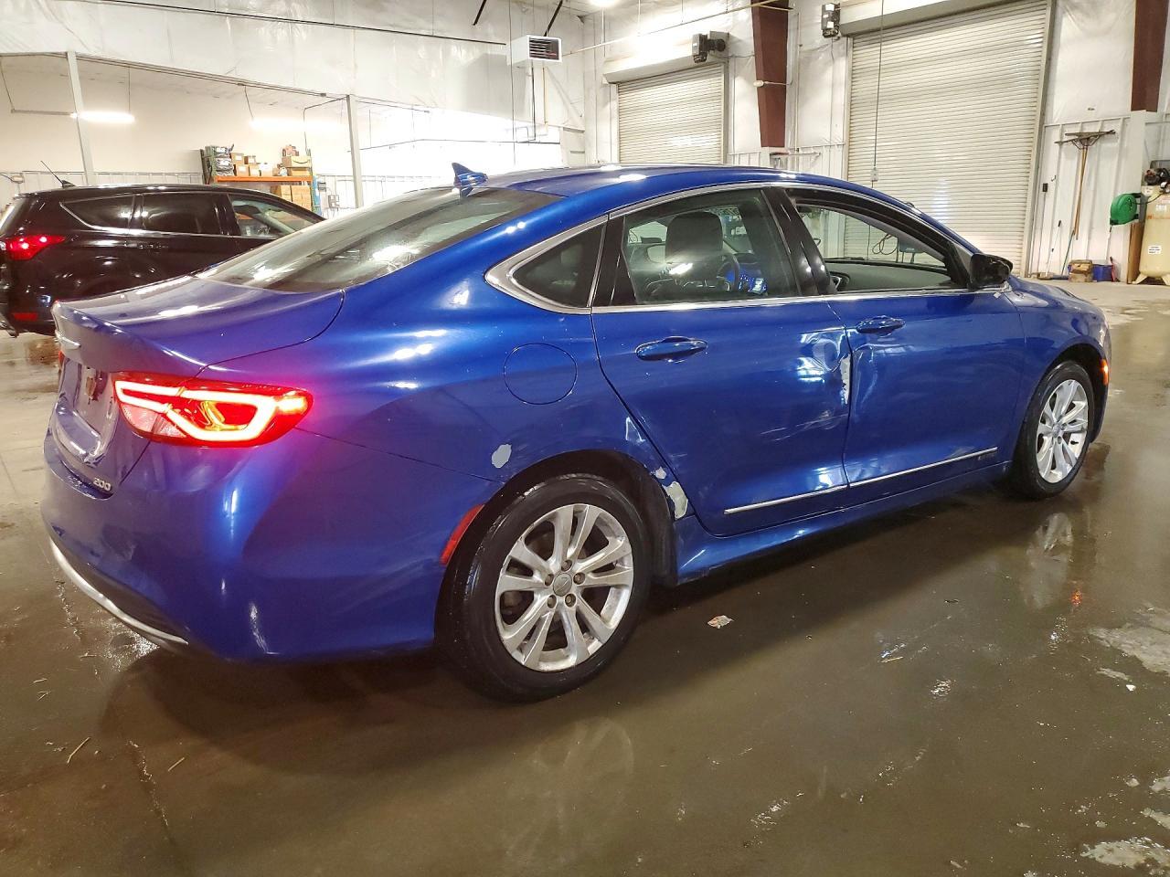 2016 Chrysler 200 Limited