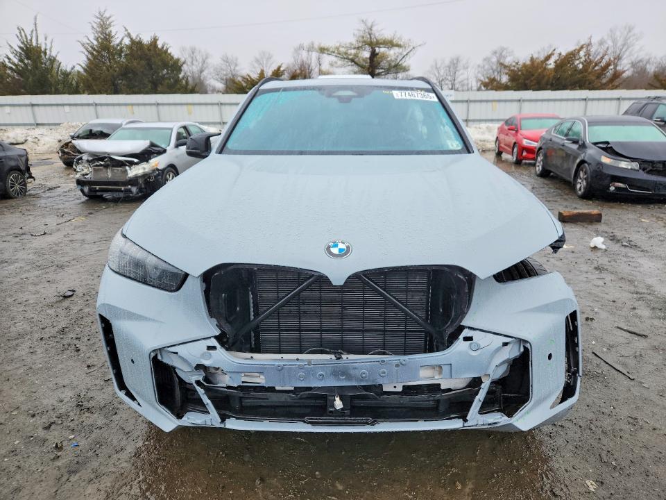 2025 BMW X5 M60i