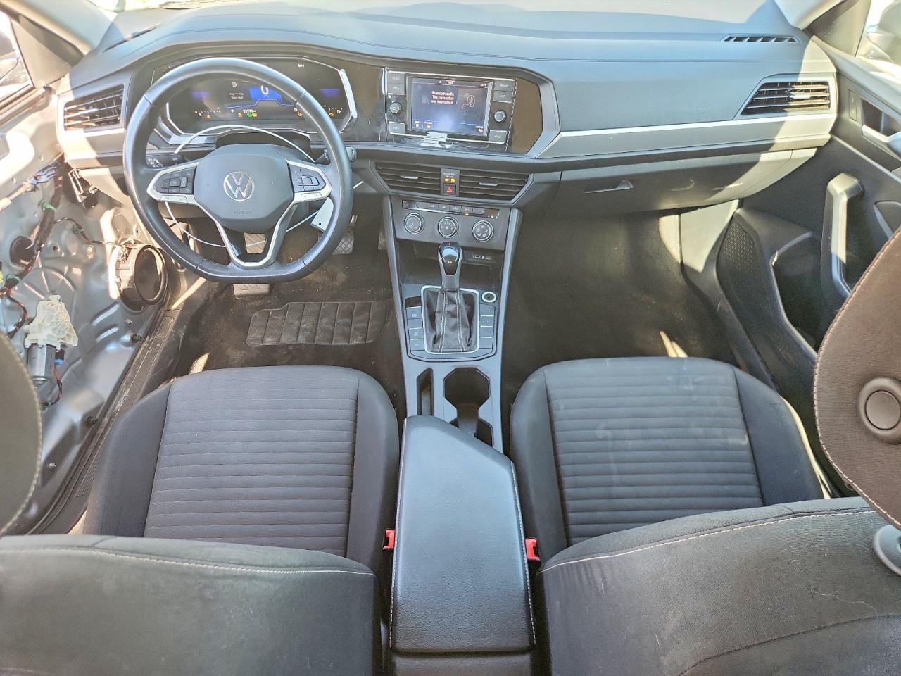 2024 Volkswagen Jetta s
