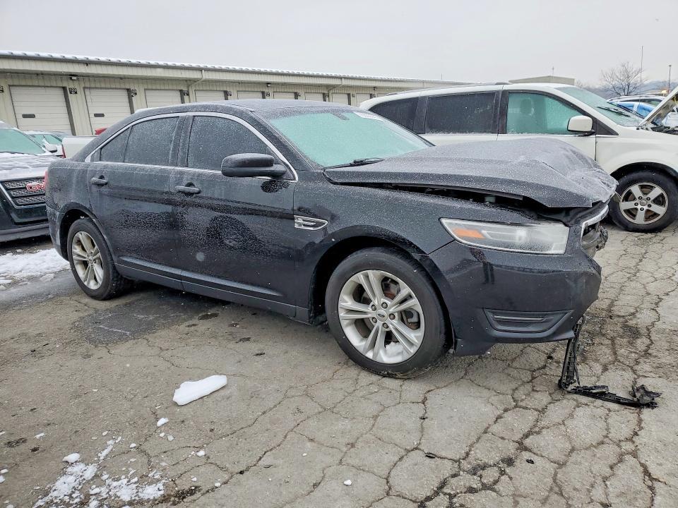 2018 Ford Taurus sel