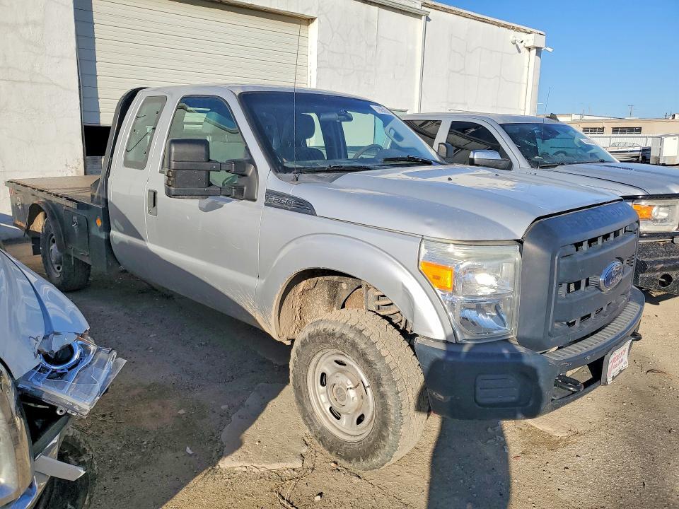 2013 Ford F250 Super Duty Flatbed Truck