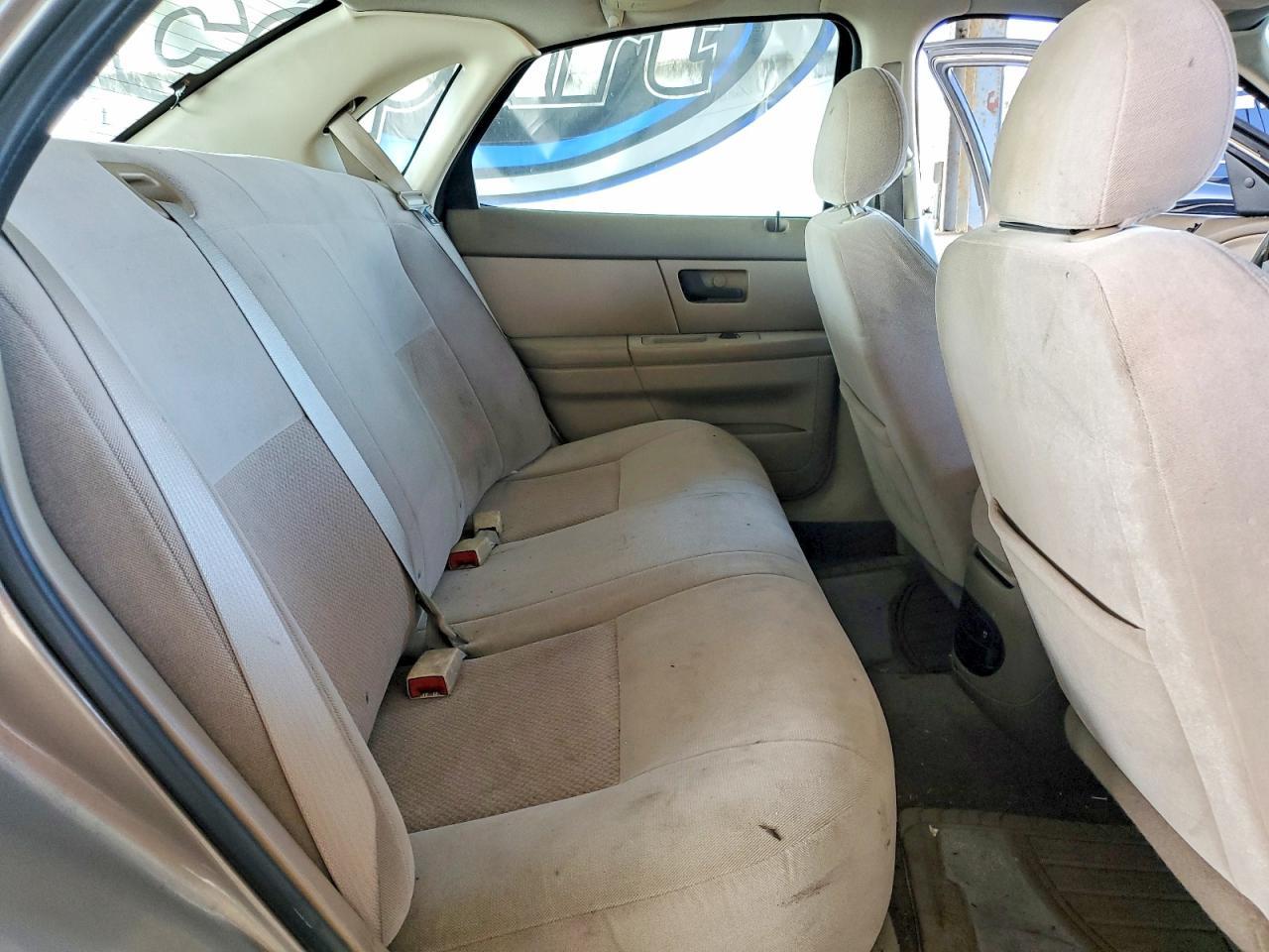 2004 Ford Taurus lx