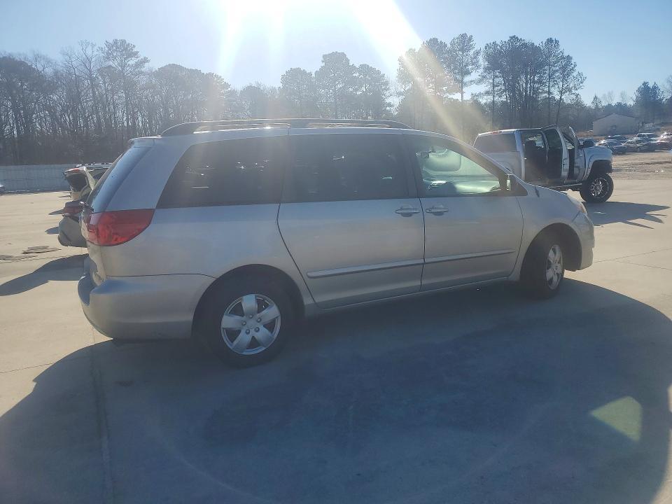 2006 Toyota Sienna ce