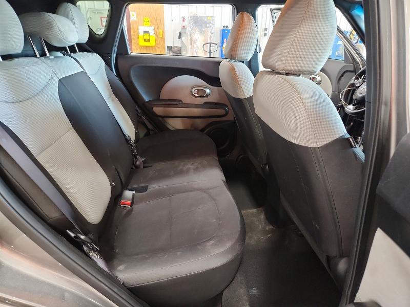 2015 KIA Soul Base