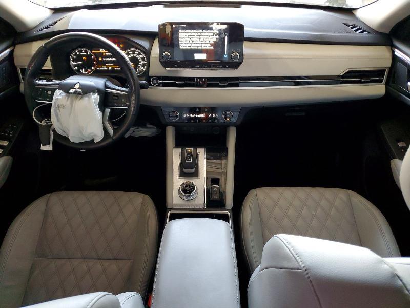 2022 Mitsubishi Outlander sel