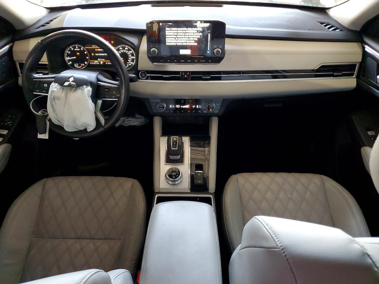 2022 Mitsubishi Outlander sel