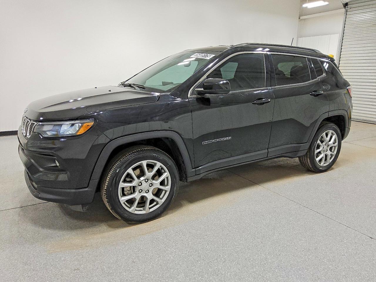 2023 Jeep Compass Latitude lux