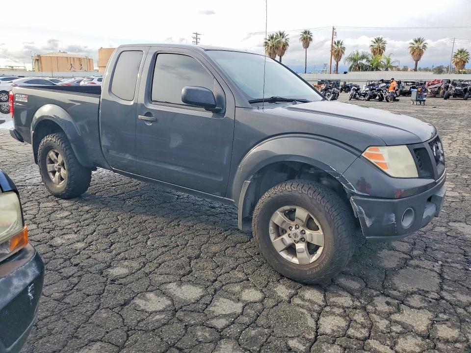 2011 Nissan Frontier SV