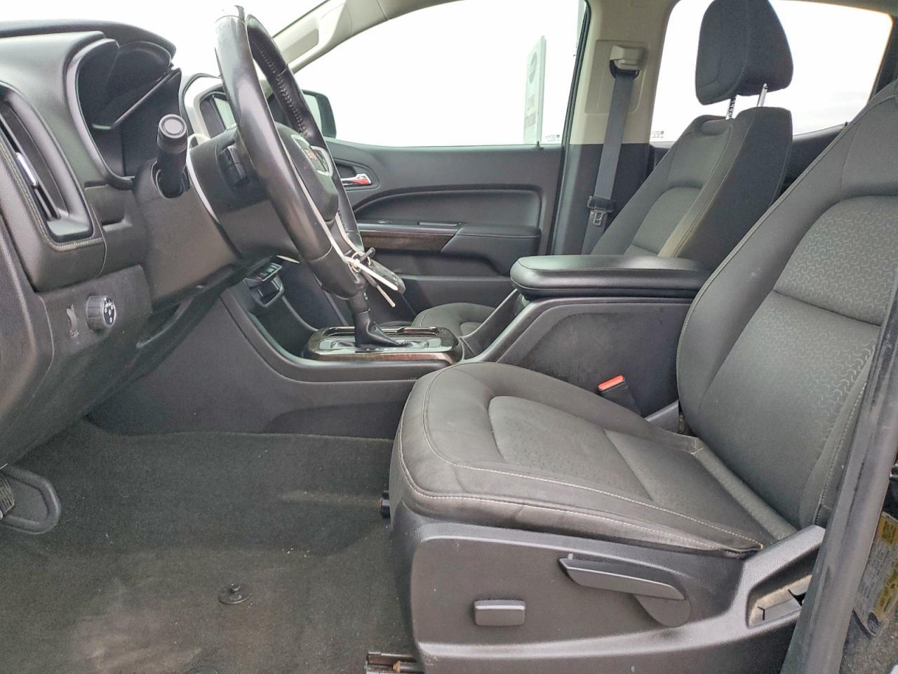 2017 GMC Canyon SLE
