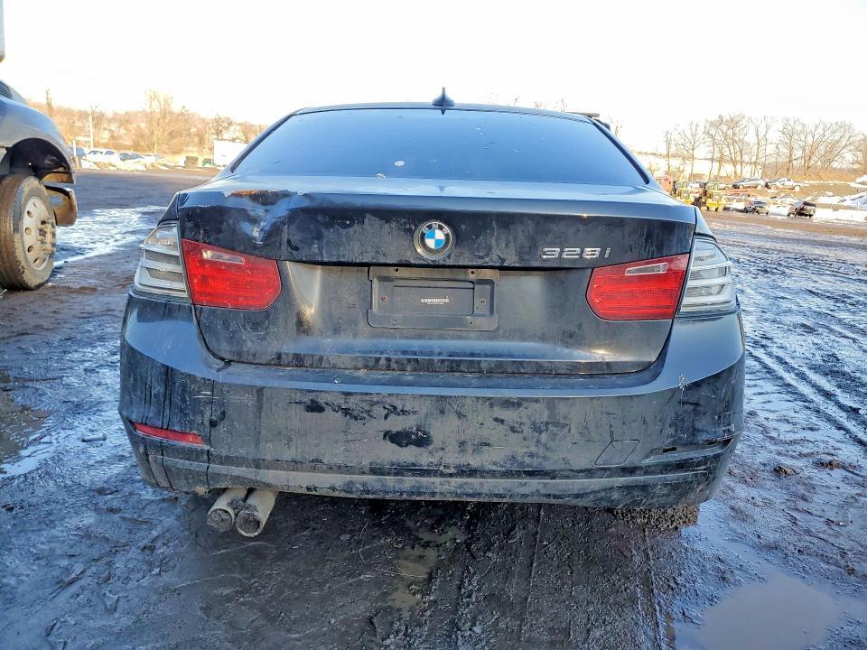 2012 BMW 328 i