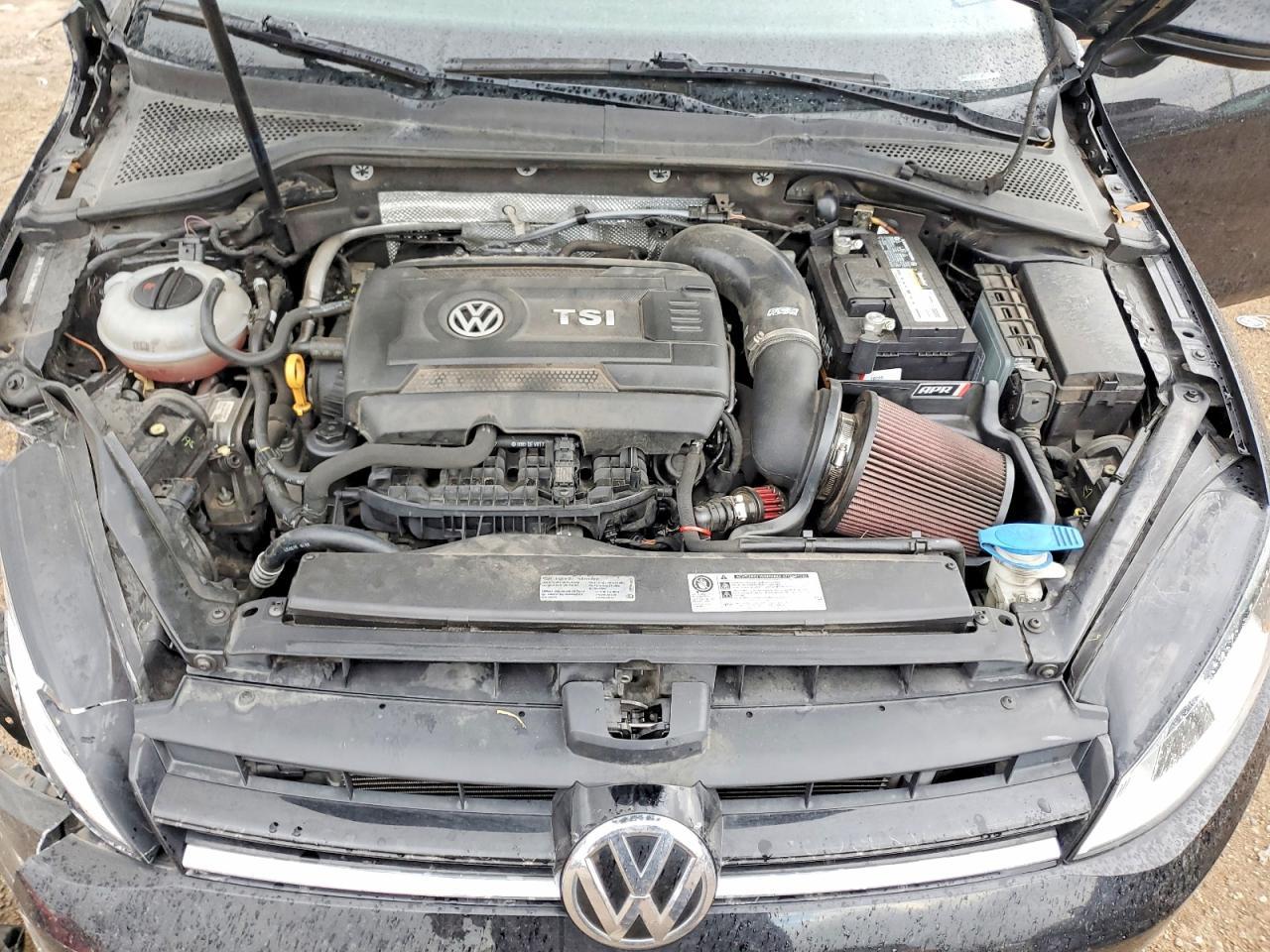 2017 Volkswagen Golf s