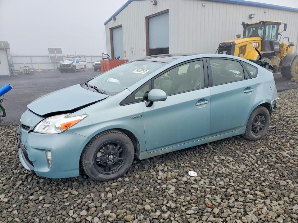 2013 Toyota Prius Four