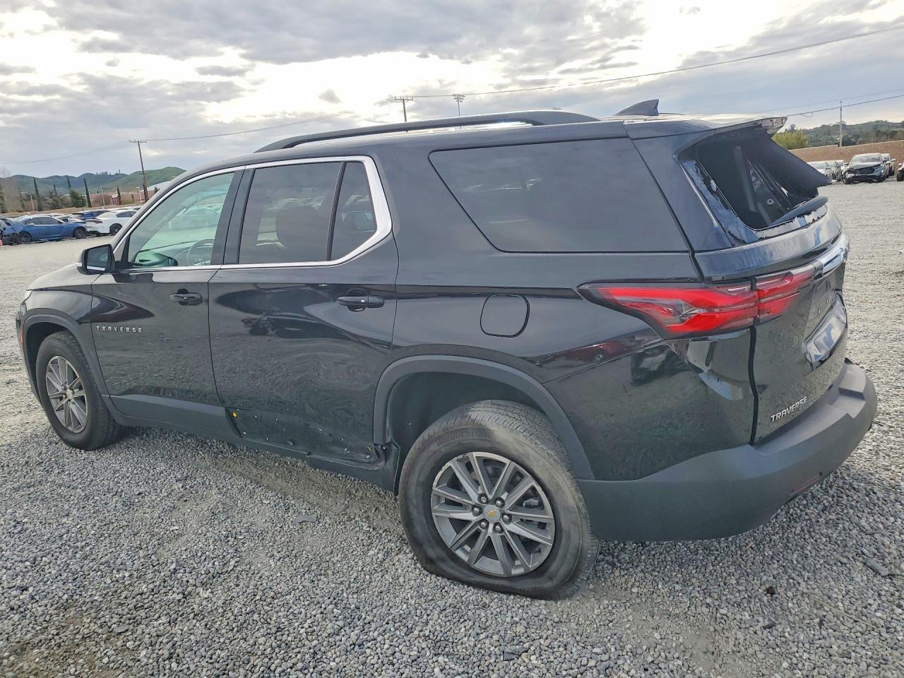 2023 Chevrolet Traverse lt