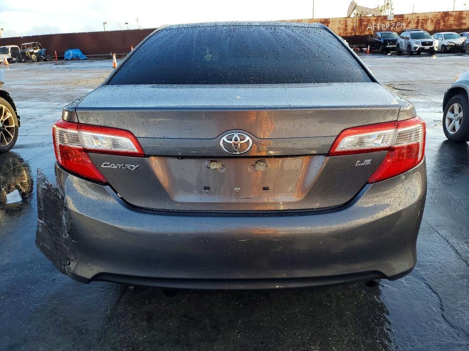 2014 Toyota Camry l