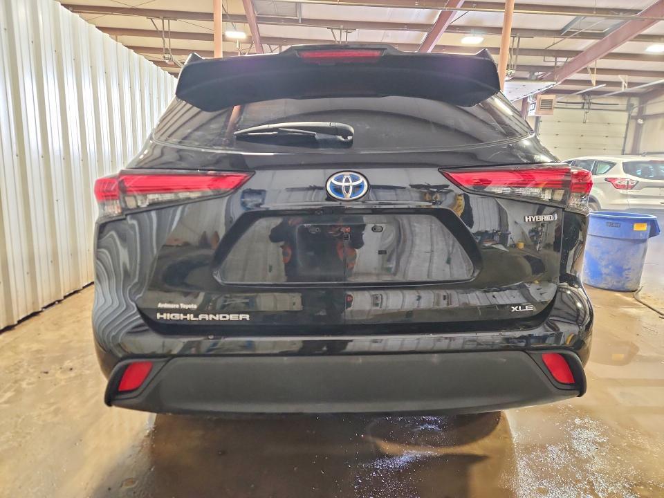 2021 Toyota Highlander Hybrid xle