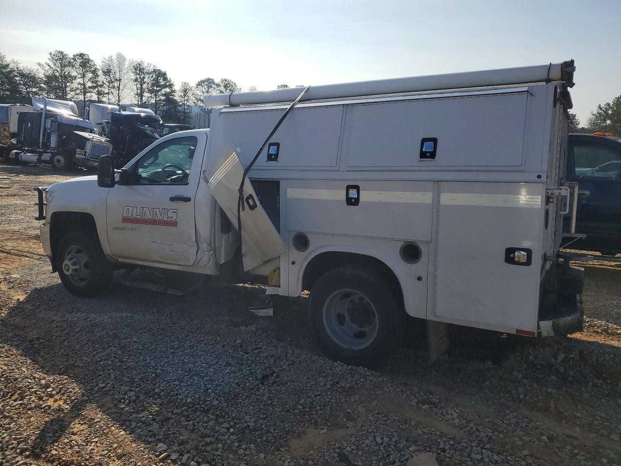 2015 Chevrolet Silverado Utility / Service Truck