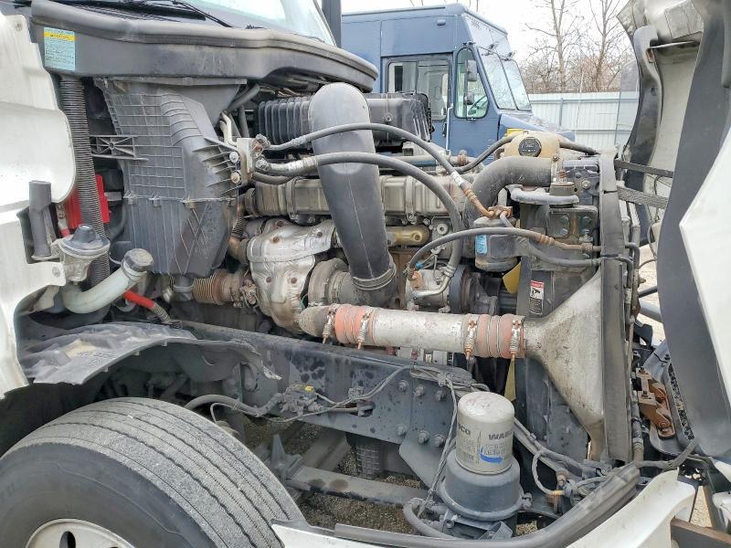 2021 Freigliner 2021 Freightliner Cascadia 126 Semi Truck