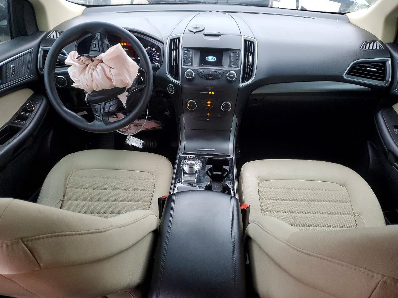 2019 Ford Edge se
