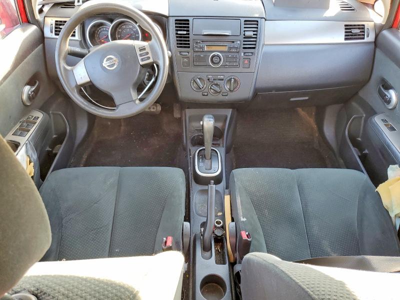 2010 Nissan Versa 1.8 s