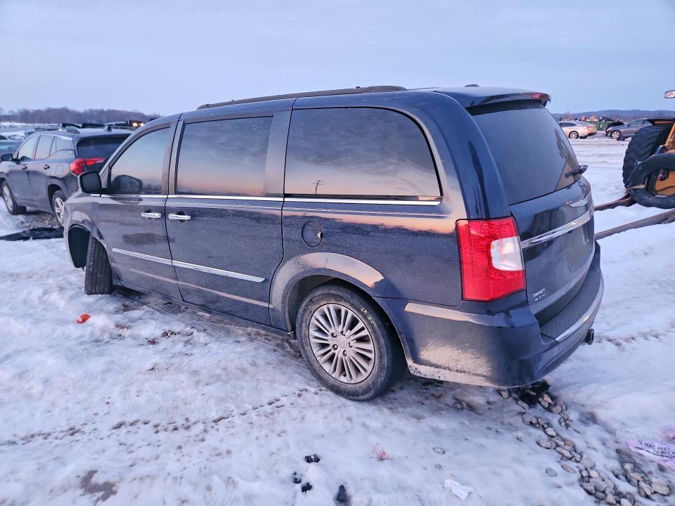 2015 Chrysler Town & Country Touring l