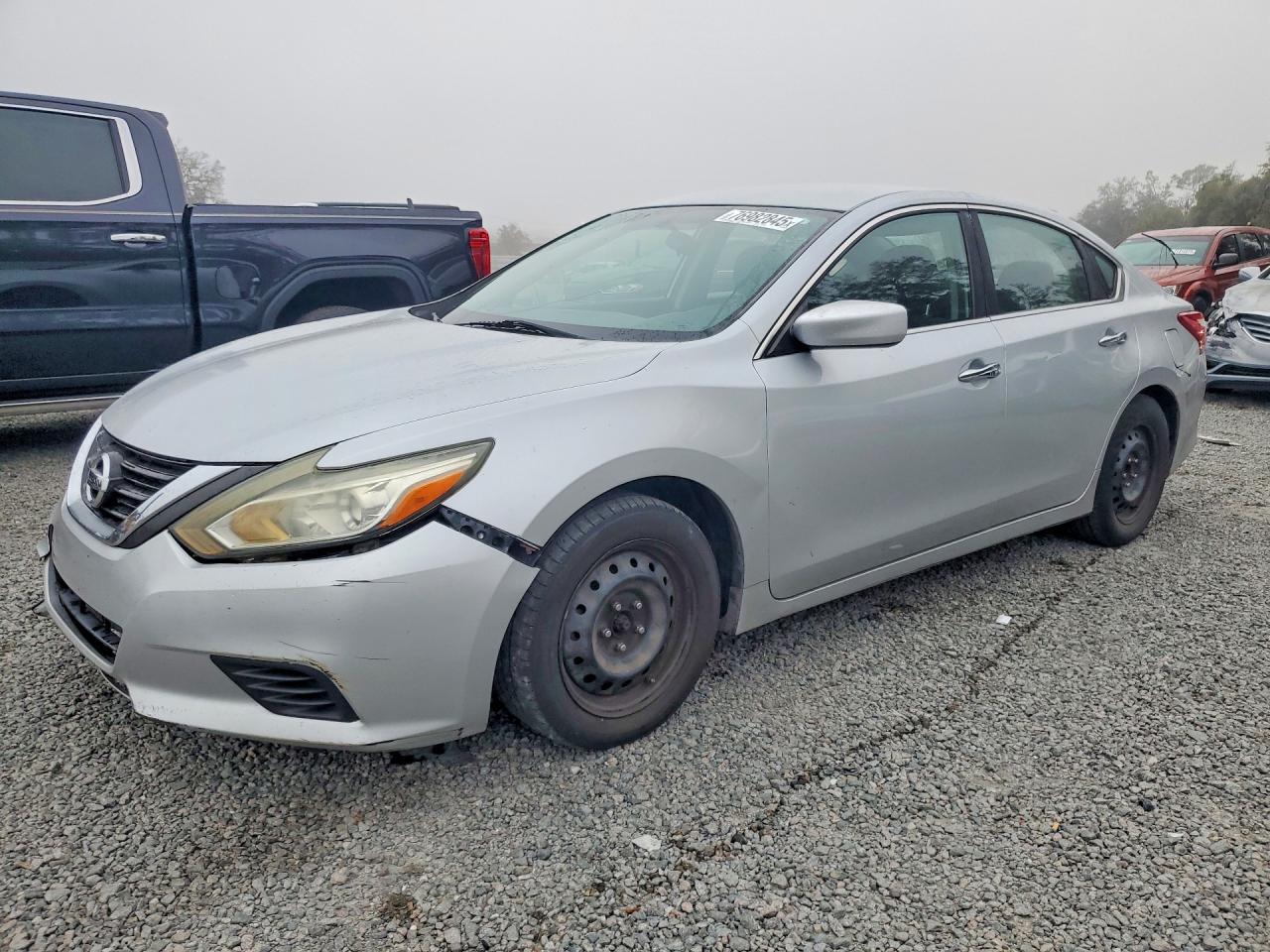 2016 Niss Altima 2.5 s