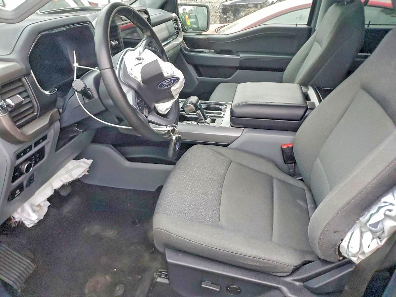 2024 Ford F150 Lightning xlt