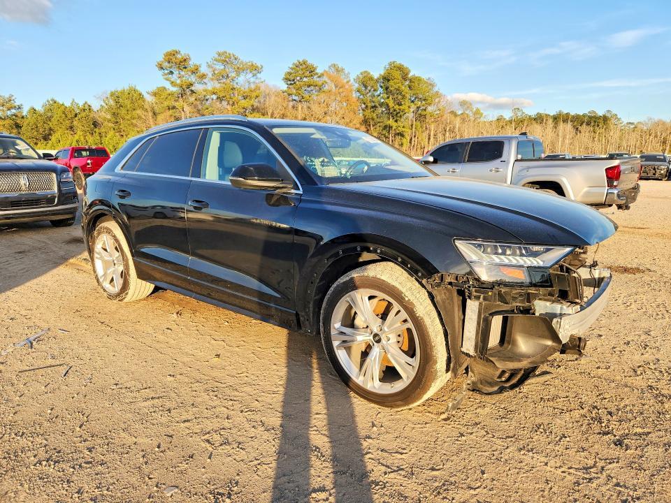 2023 Audi Q8 Prestige