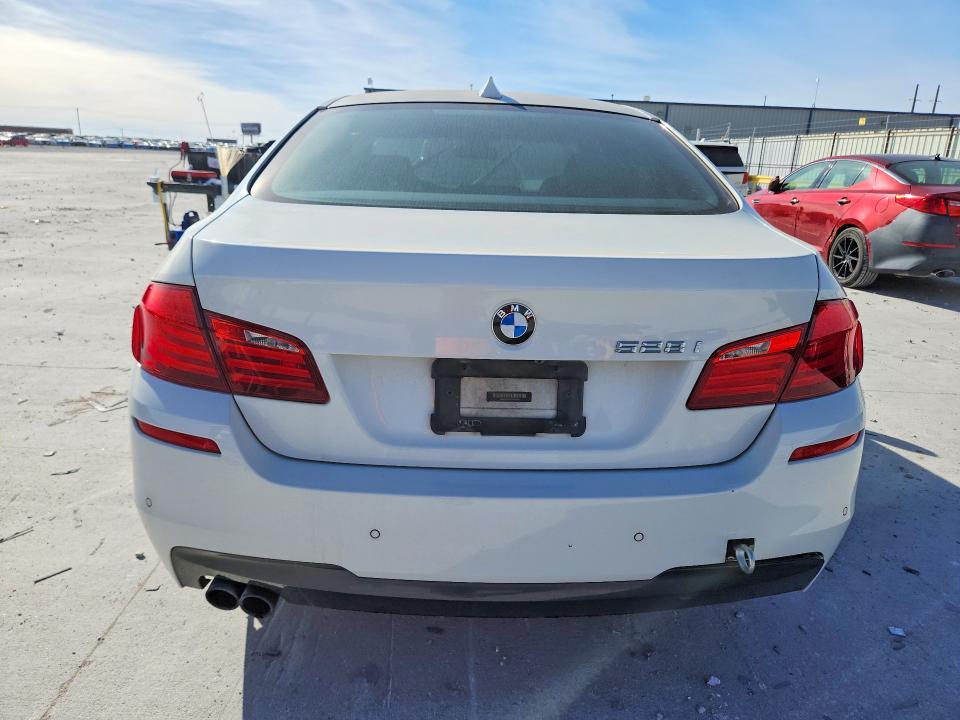 2012 BMW 528 i