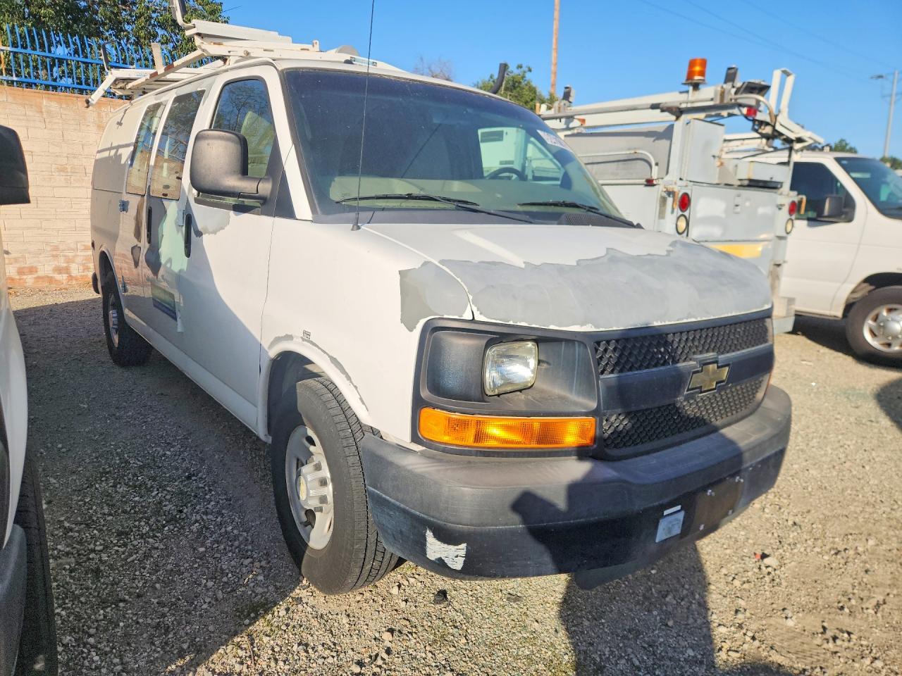 2011 Chev Rolet Express 2500 Utility / Service Van