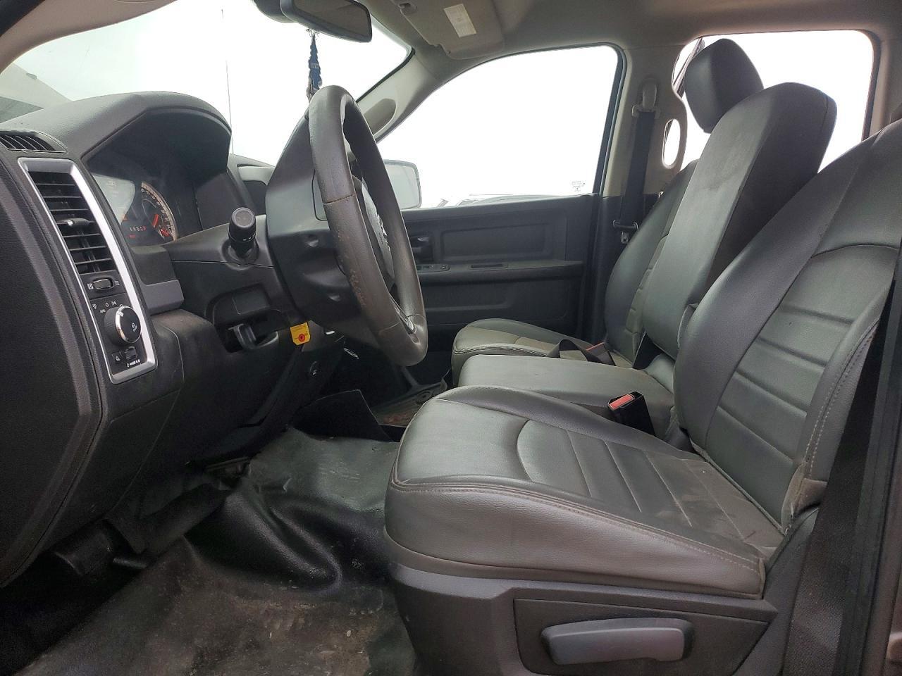 2020 Dodge RAM 1500 Classic Tradesman 2WD 5.7L V8