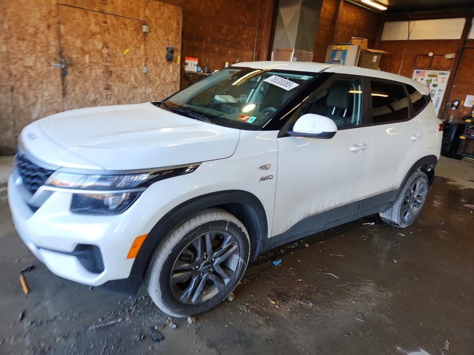 2023 KIA Seltos lx