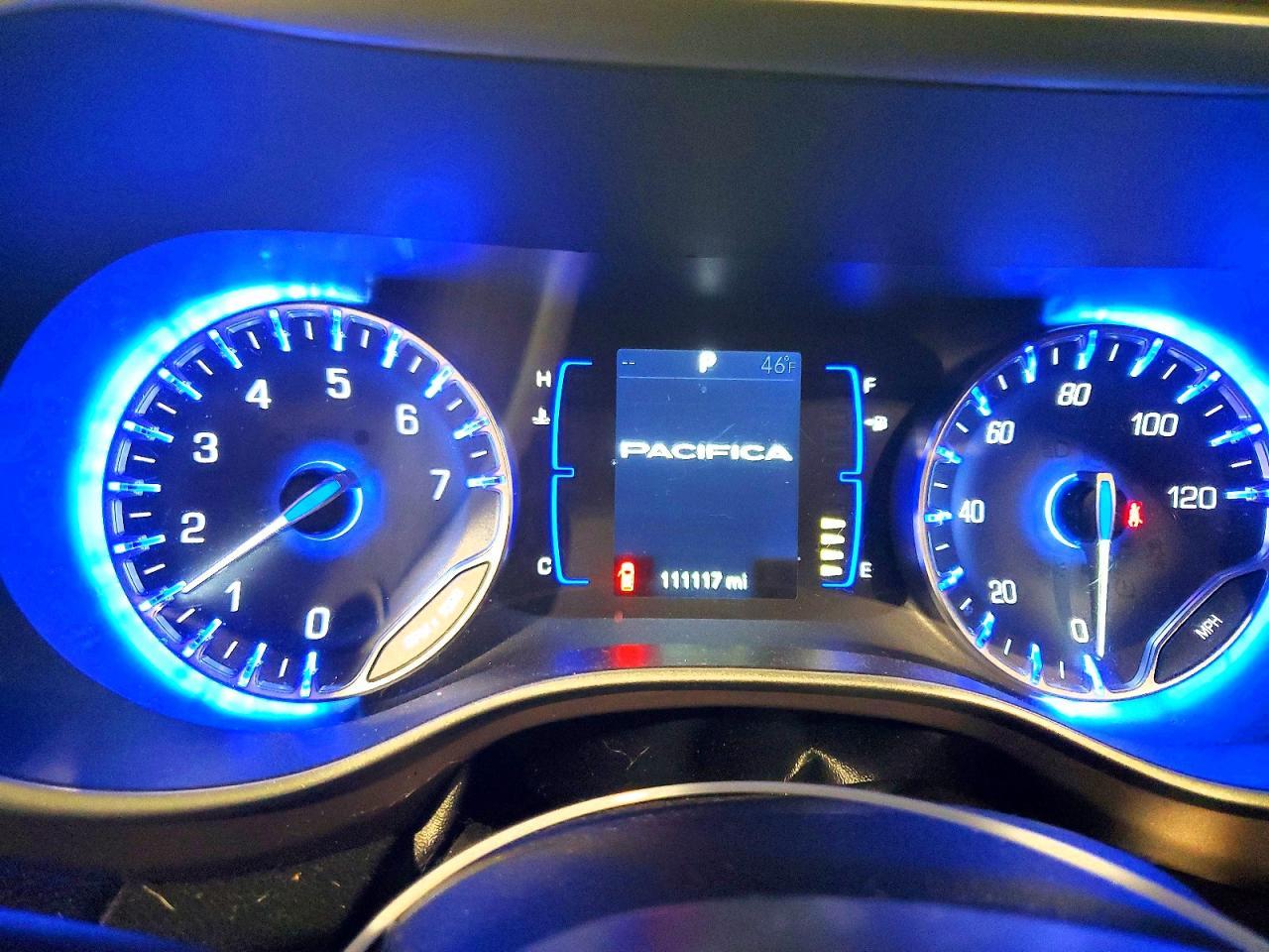 2018 Chrysler Pacifica Touring l