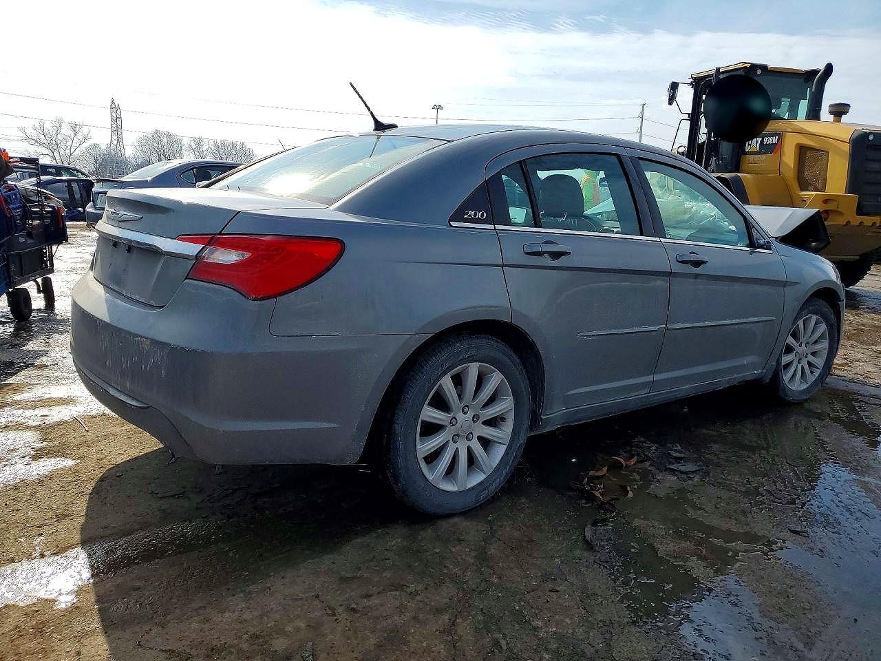 2013 Chrysler 200 Touring