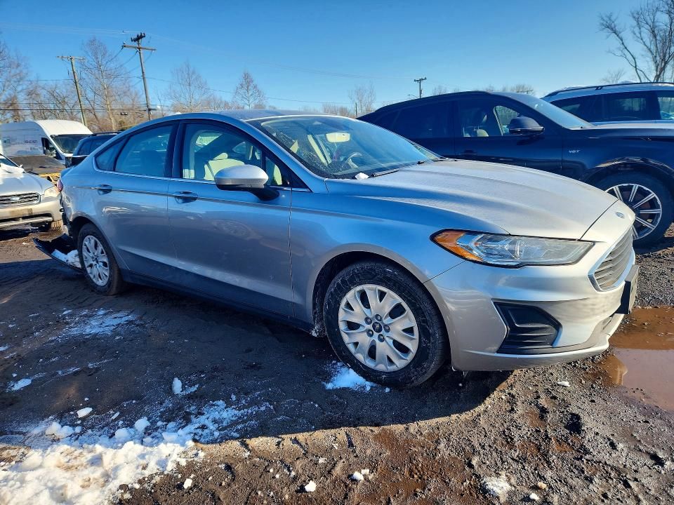 2020 Ford Fusion s