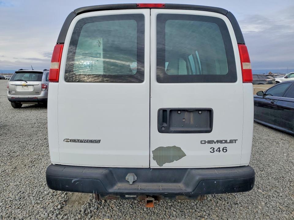 2005 Chevrolet Express G2500