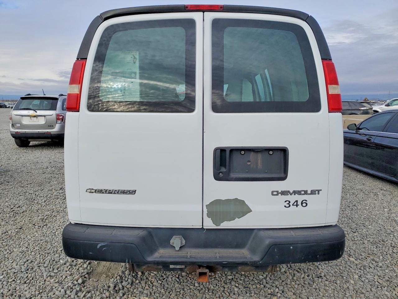 2005 Chevrolet Express 2500 Delivery Van