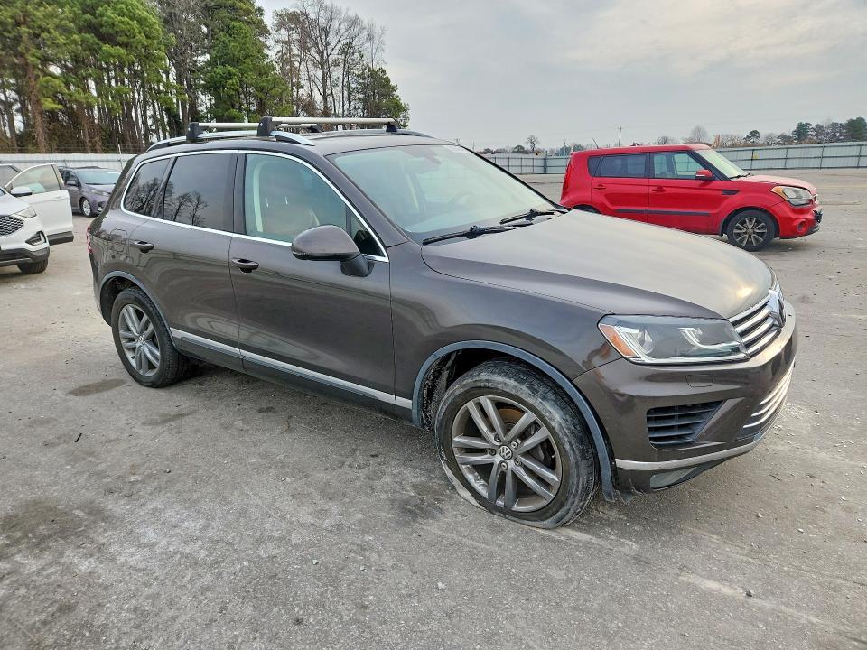 2015 Volkswagen Touareg V6