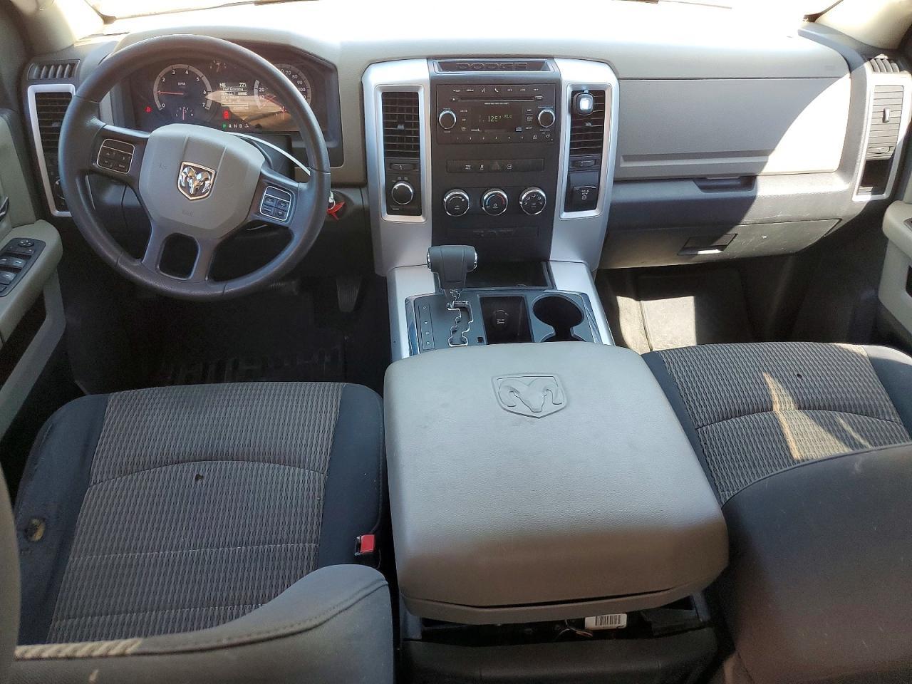 2012 Dodge Ram 1500 slt